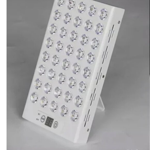 Red Light Therapy Lamp LED Panel NWTO - Picture 4 of 16